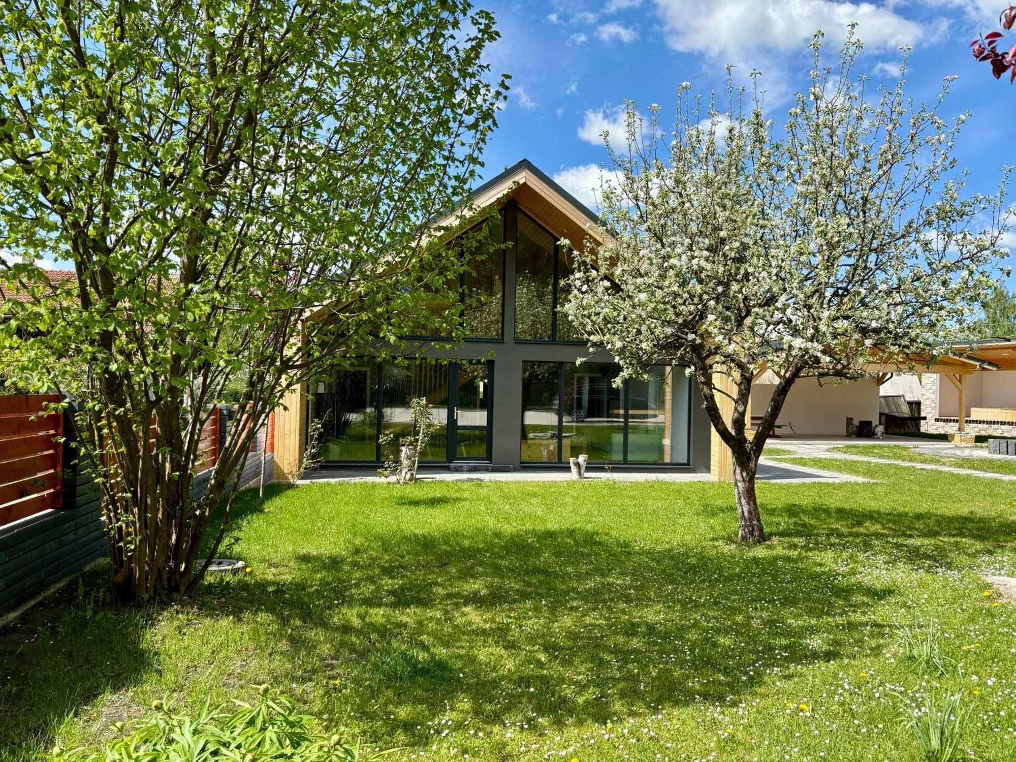 Casa Tinca 2 Villa Izvoru Mureşului Buitenkant foto